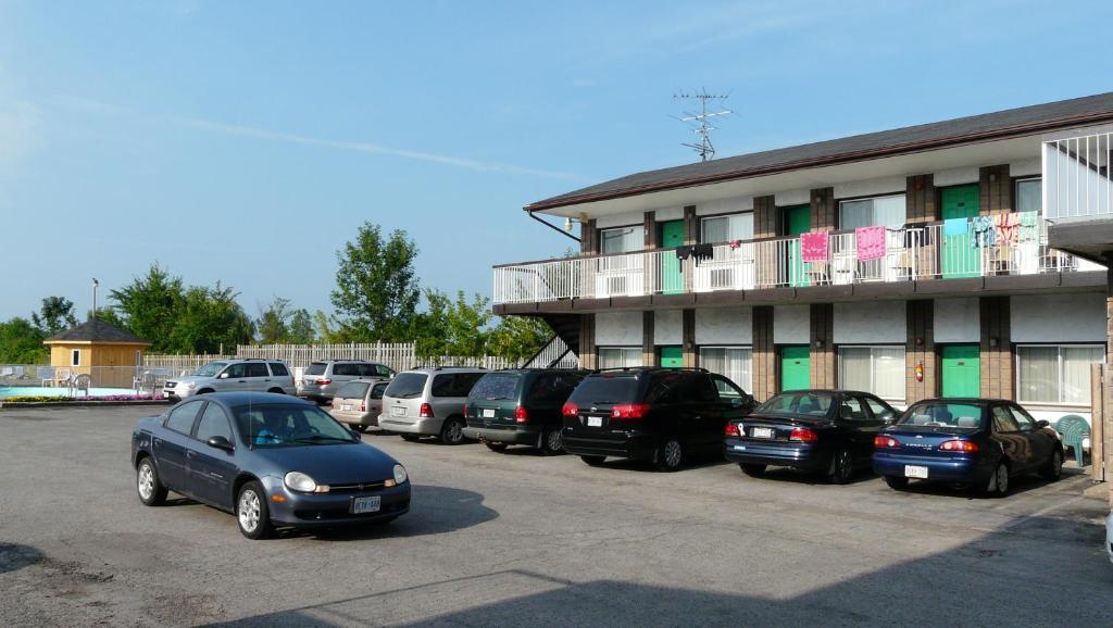 Tropicana Inn Niagara Falls Exterior foto