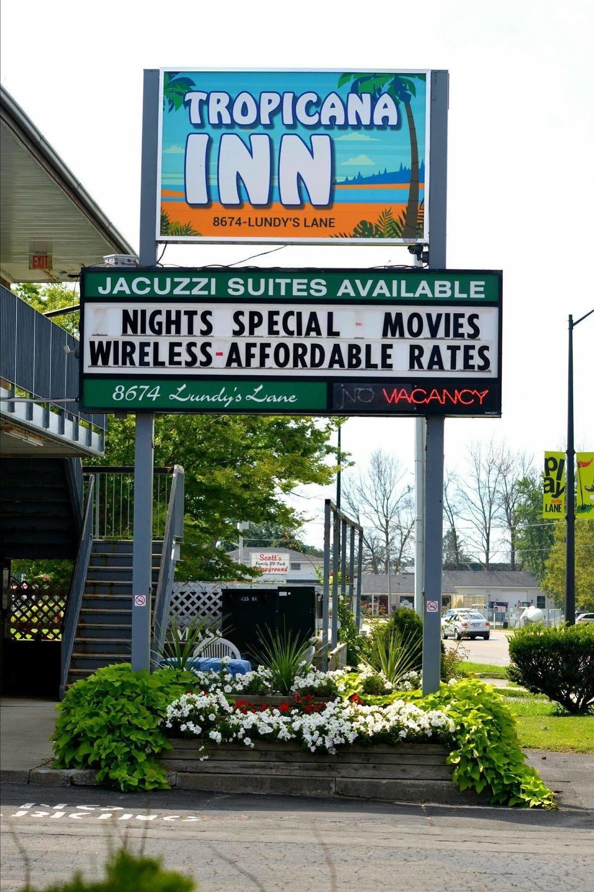 Tropicana Inn Niagara Falls Exterior foto
